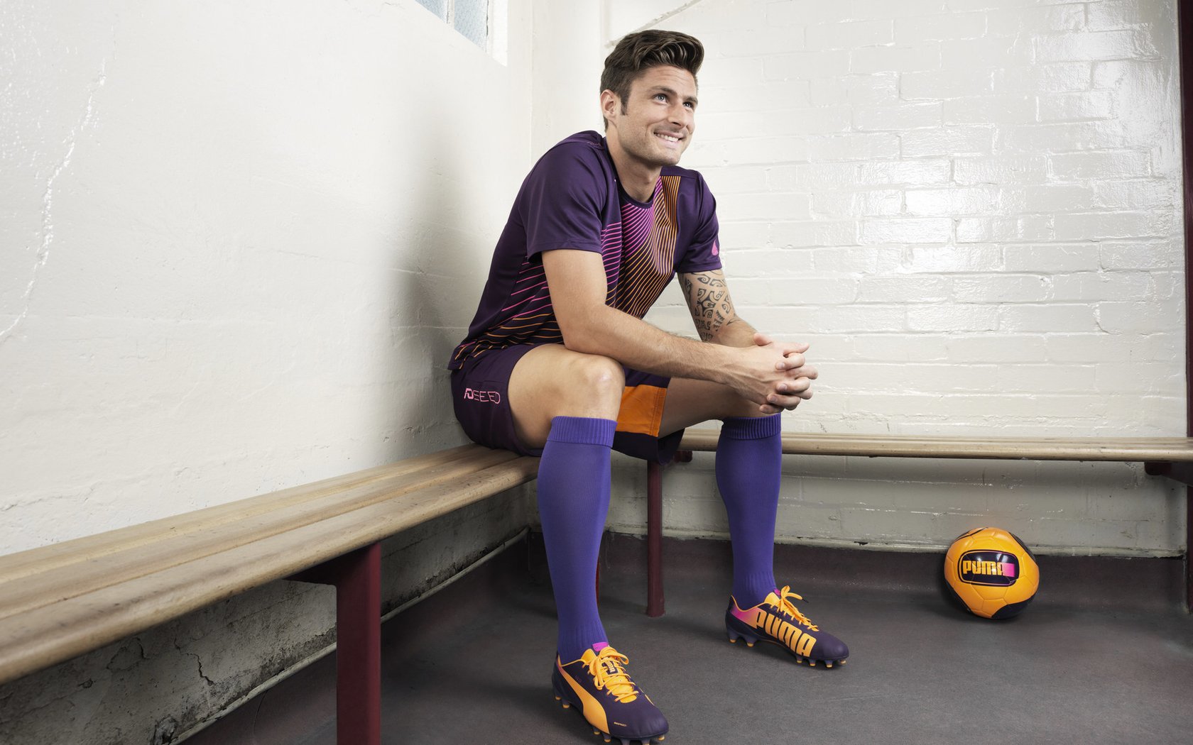 爱游互娱游戏官网-维尔·冯·威克：利用灵活跑位和高爆发力，南非队进攻更具威胁，温·维尔冯